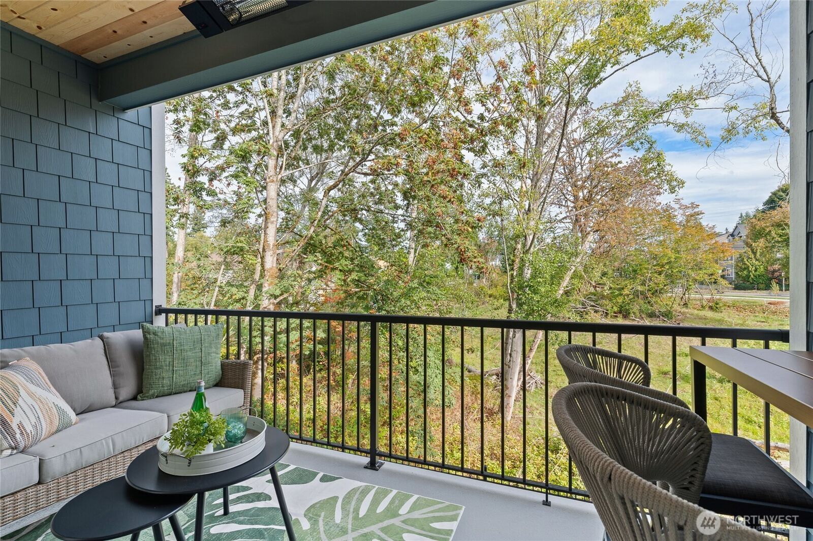 Property Photo:  14424  Madison Way B2  WA 98087 