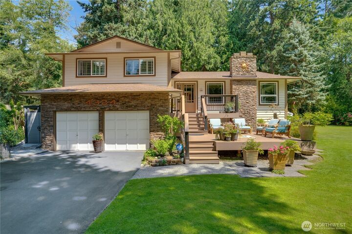 Property Photo: 4324 32nd Avenue Ct WA 98335