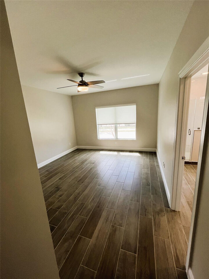 Property Photo: 636 Parsons Way FL 33442