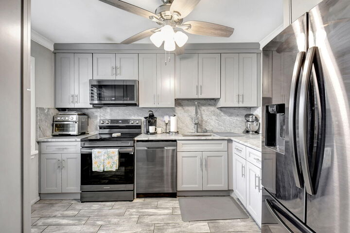 Property Photo: 21214 Lago Circle 8B FL 33433