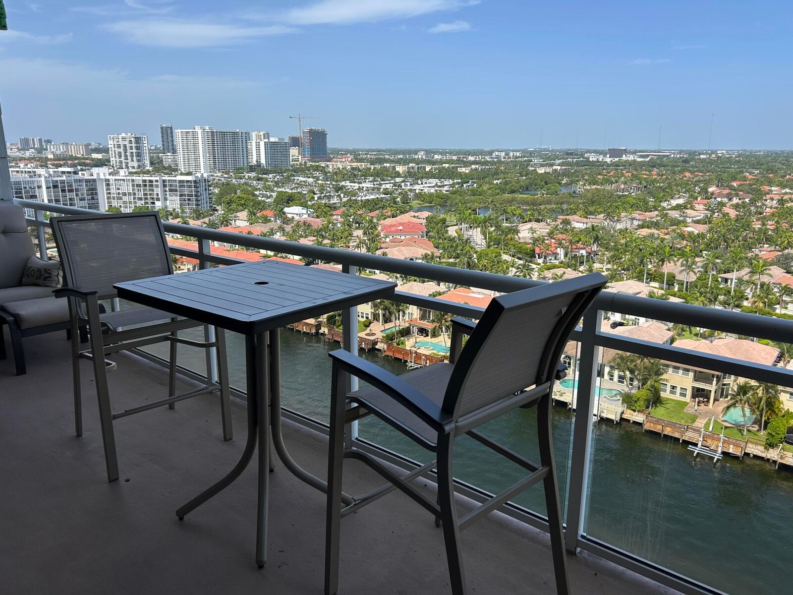 Property Photo: 1600 S Ocean Drive FL 33019