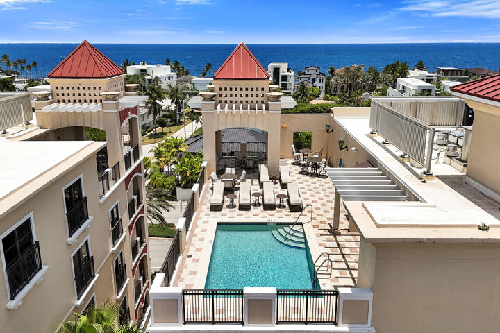 Property Photo: 2409 N Ocean Boulevard 626 FL 33305