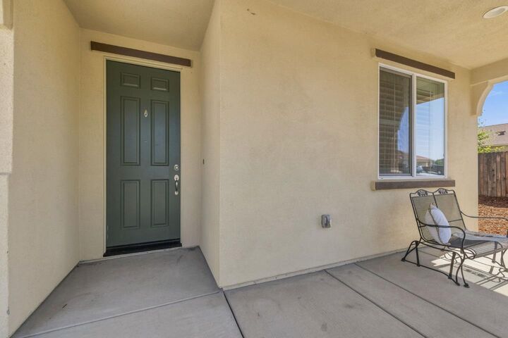 Property Photo: 216 Raccoon Hollow Loop CA 95228