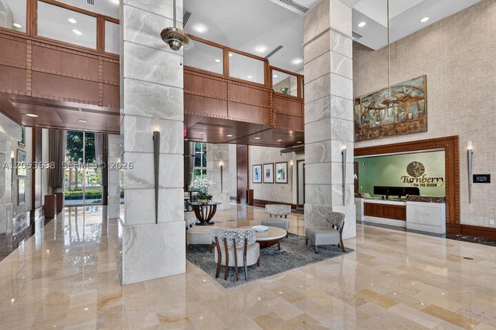 Property Photo:  19501 W Country Club Dr 2401  FL 33180 