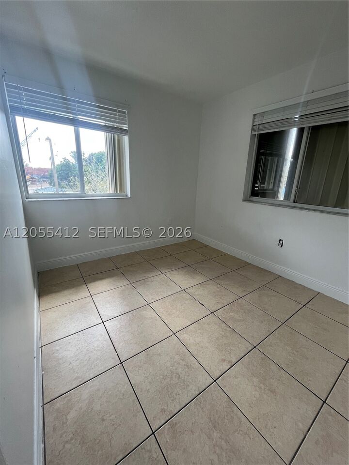 Property Photo: 2185 NW 16th Ter 7 FL 33125