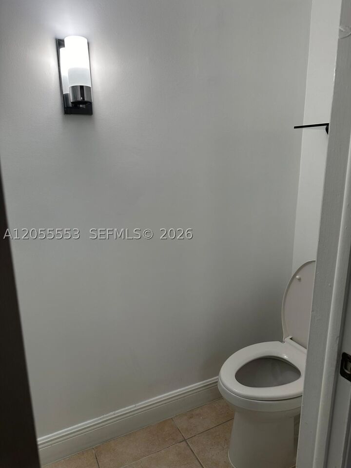 Property Photo: 8500 SW 109th Ave 6-202 FL 33173