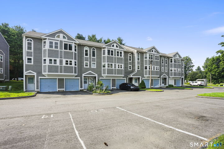 Property Photo: 1655 North Colony Road 14 CT 06450