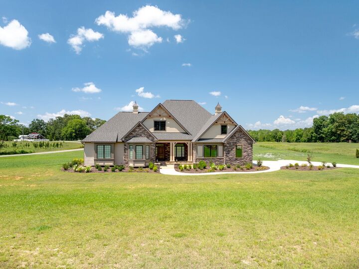 Property Photo:  10445 New Cut Road  SC 29322 