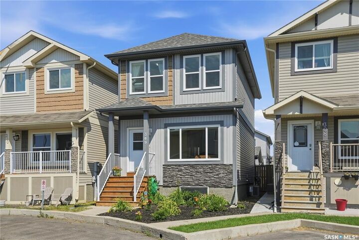 Property Photo: 810 Hampton Circle 309 SK S7R 0K1