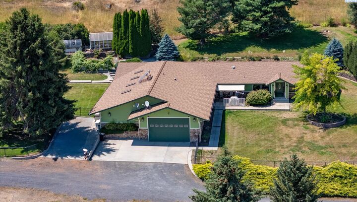Property Photo: 142 Hatley Road WA 99163