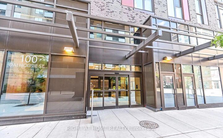 Photo de la propriété:  100 Dalhousie Street 1712  ON M5B 0C7 