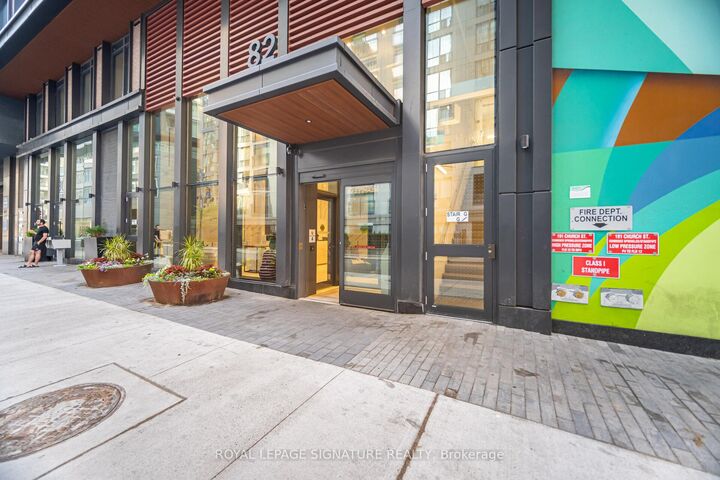 Property Photo: 82 Dalhousie Street 3815 ON M5B 0C5