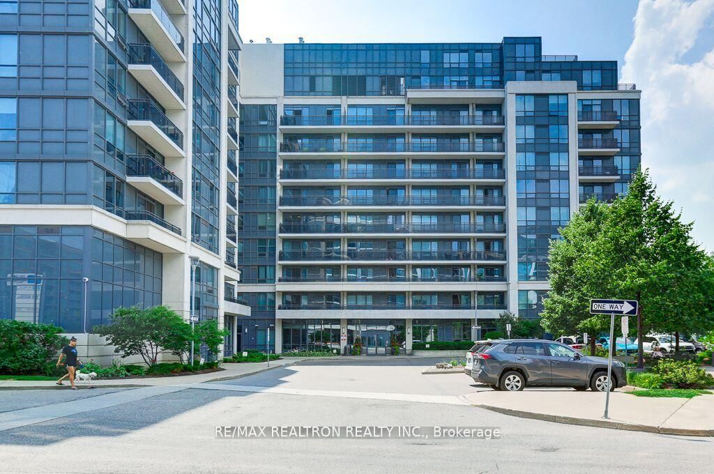 Property Photo: 370 Highway 7 N/A E 615 ON L4B 0C4