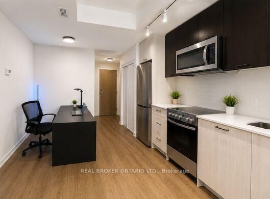 Property Photo:  2300 St Claire Avenue W 312  ON M6N 0B3 