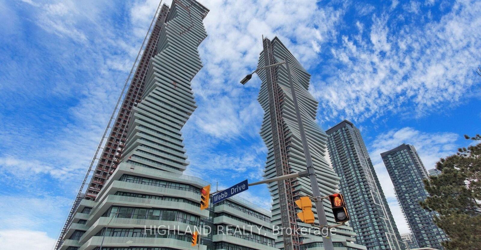 Property Photo: 3883 Quartz Road 206 ON L5B 4M6