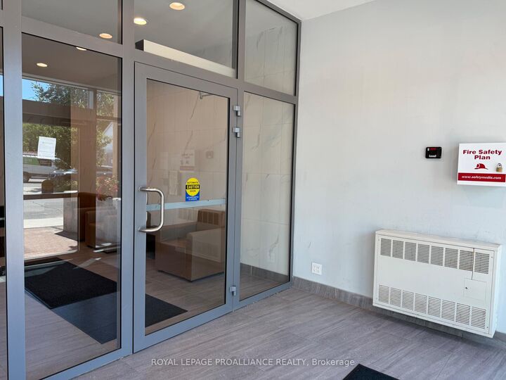 Property Photo: 652 Princess Street 913 ON K7L 1E5