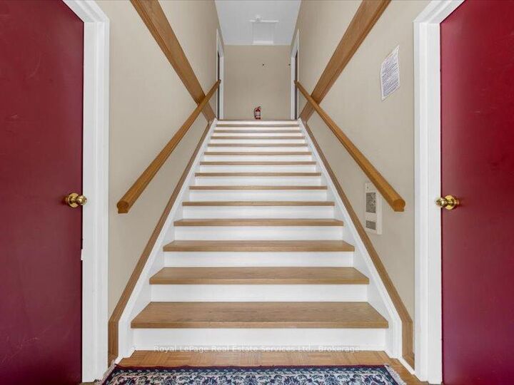 Property Photo: 81 Hamilton Street N ON L0R 2H0