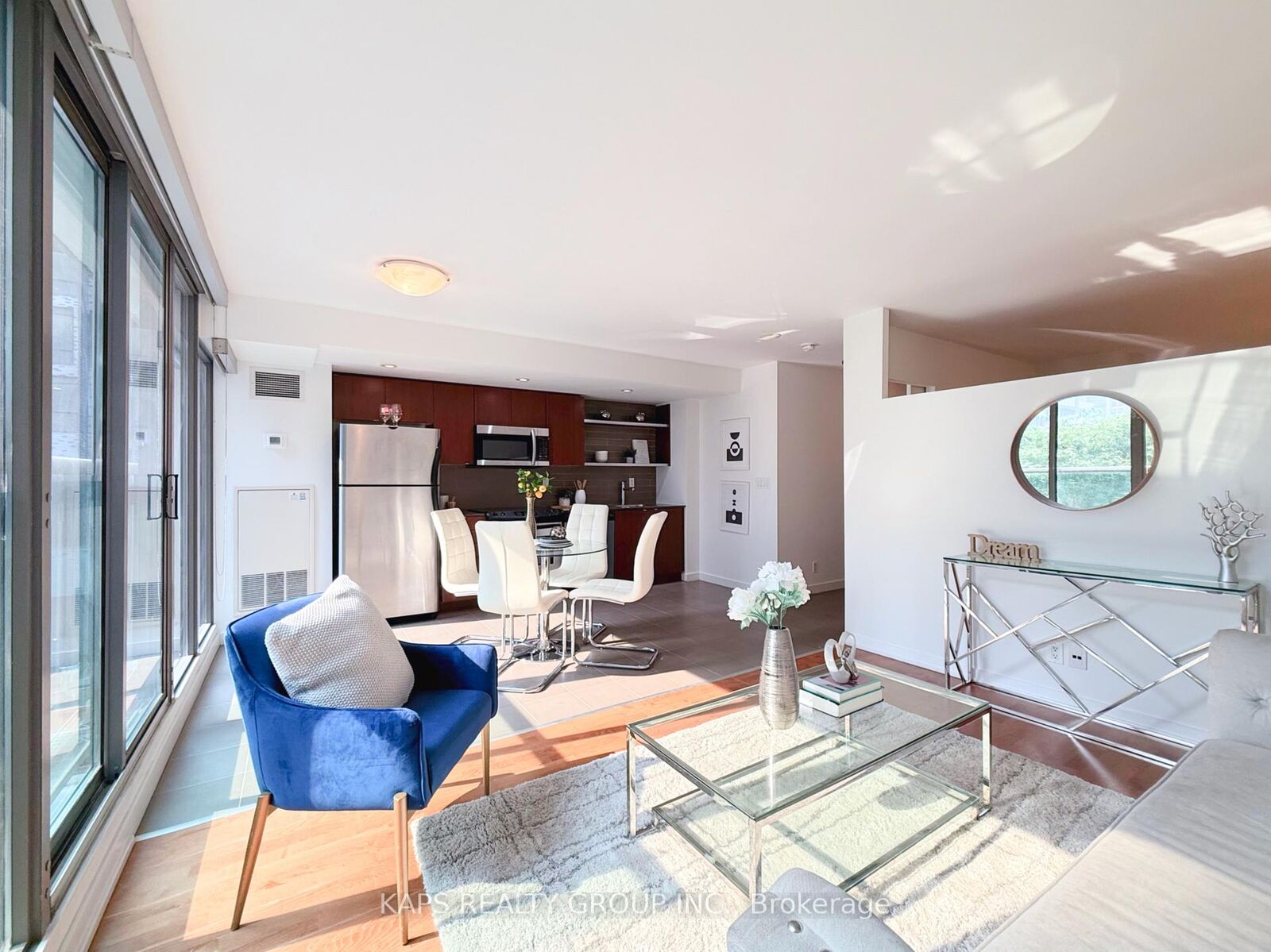 Property Photo:  33 Lombard Street 410  ON M5C 3H8 