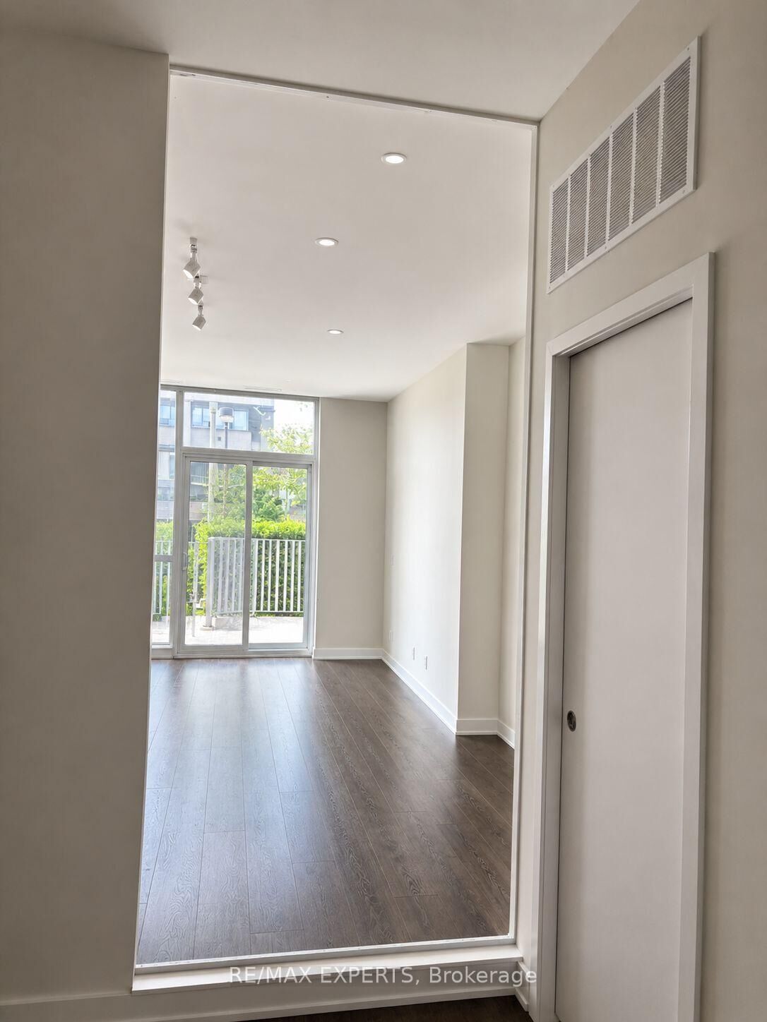 Property Photo: 6 Sonic Way N101 ON M3C 0P1