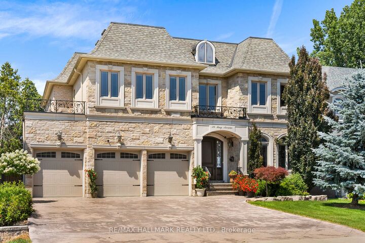 Property Photo: 34 May Avenue ON L4C 3S6