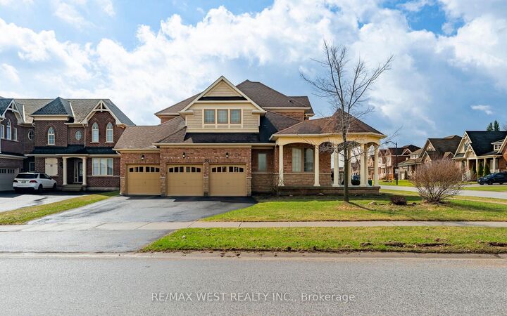 10 Stonegate Avenue — photo 1