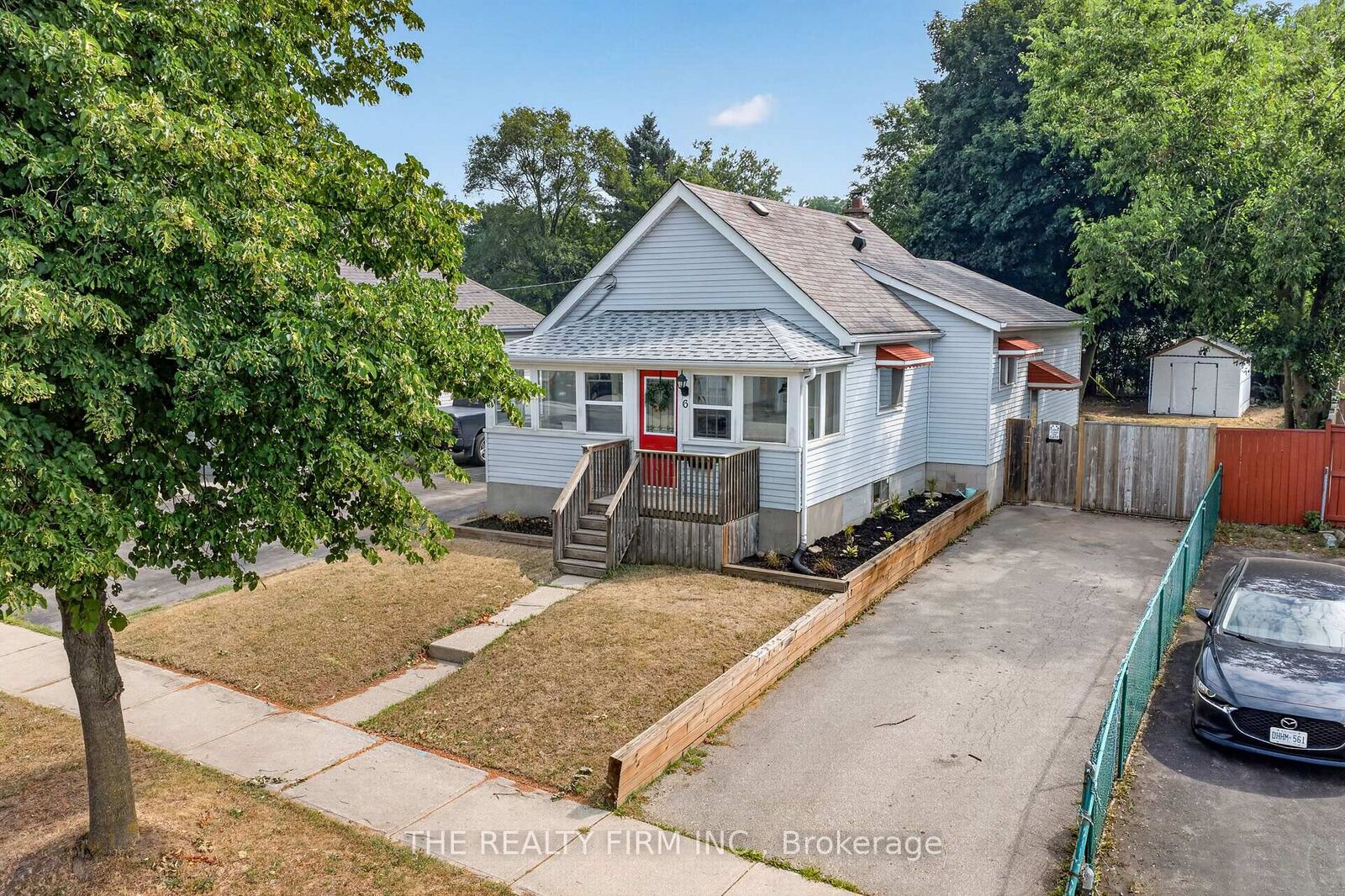 Property Photo: 6 Appel Street ON N5Y 1P9
