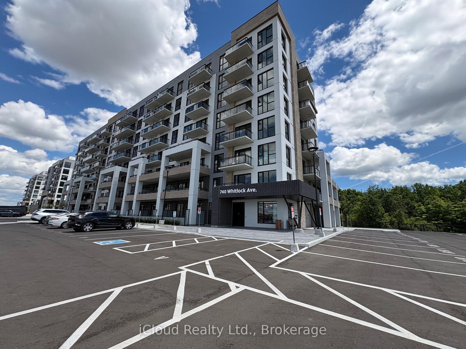 Property Photo: 740 Whitlock Avenue 307 ON L9E 2B6