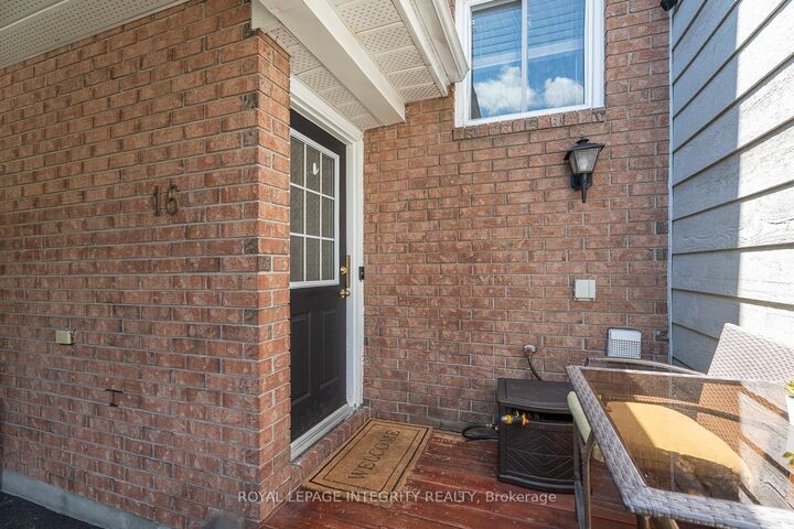 Property Photo: 16 Stamford Private ON K1T 3J1