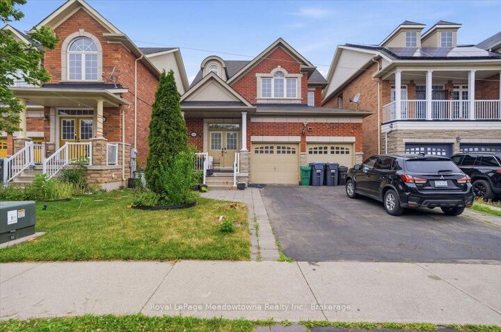 68 Game Creek Crescent — photo 1