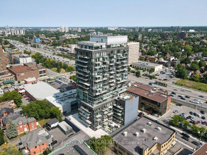 203 Catherine Street 310 — photo 1