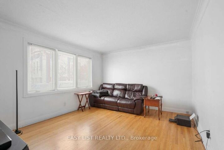 Property Photo:  39 Churchill Avenue  ON M2N 1Y6 