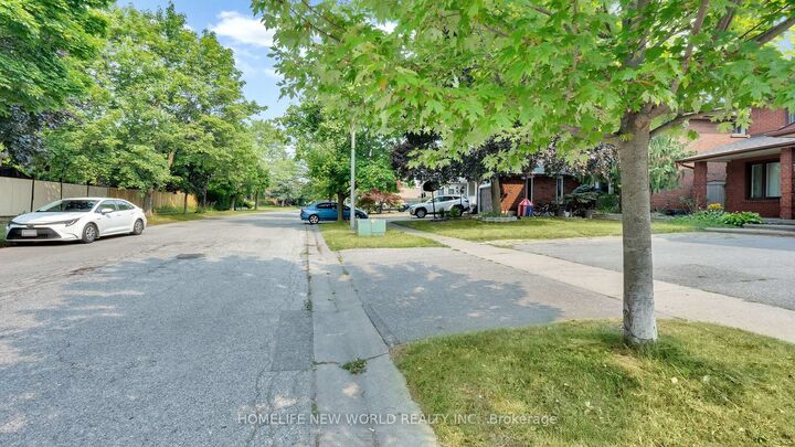 Property Photo: 1251 Fawndale Road ON L1V 4N3