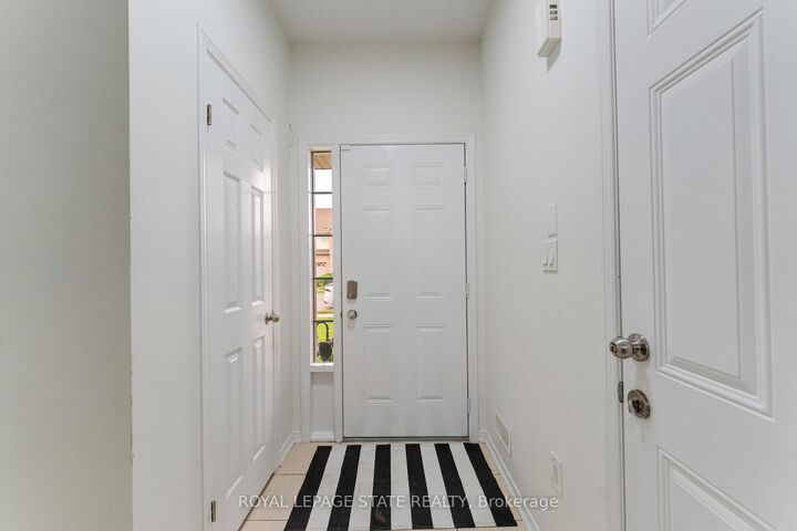 Property Photo:  128 Palacebeach Trail  ON L8E 0C3 