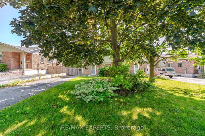 103 Guthrie Crescent — photo 1