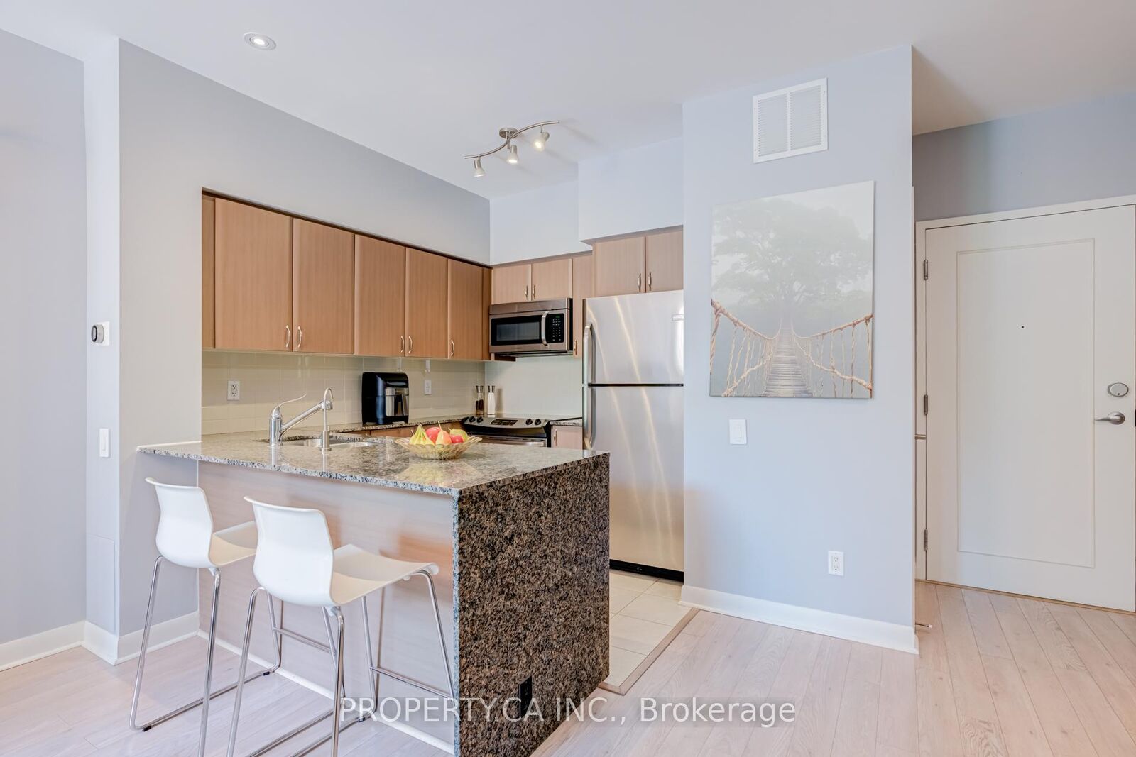 Property Photo:  525 Wilson Avenue 118  ON M3H 0A7 