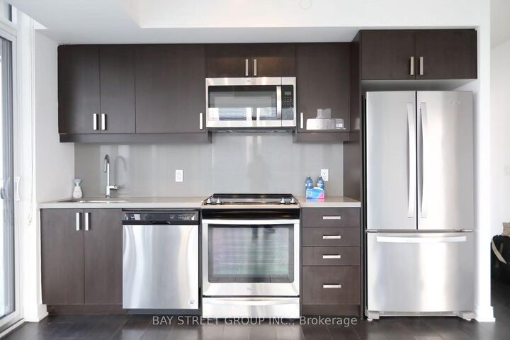 Property Photo: 50 Wellesley Street E 3004 ON M4Y 1G2