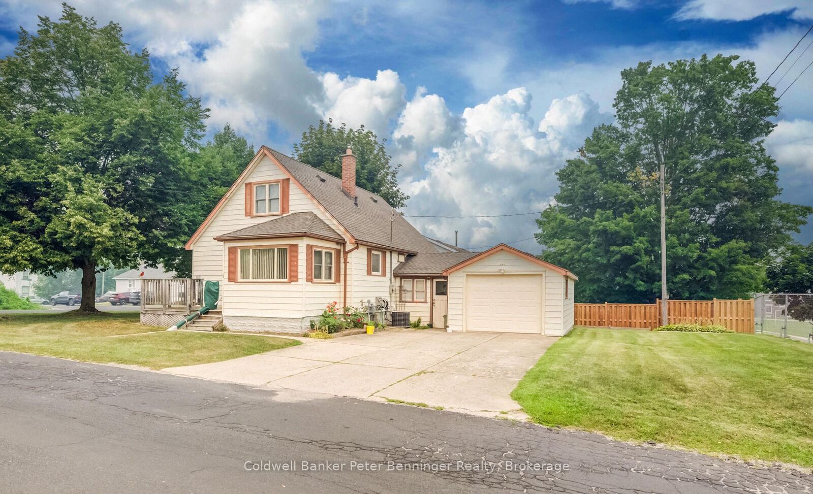 Property Photo: 280 6th Street A N/A ON N4N 1E7
