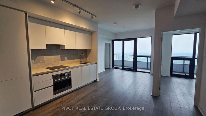 Property Photo: 2 Erskine Road 3903 ON L5B 0S1