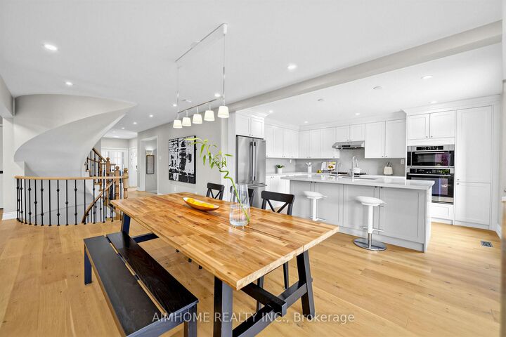 Property Photo: 68 Aitken Circle ON L3R 7L1