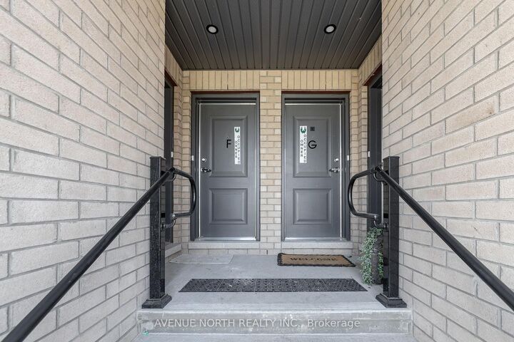 Property Photo:  1055 Cedar Creek Drive F  ON K1X 0G3 