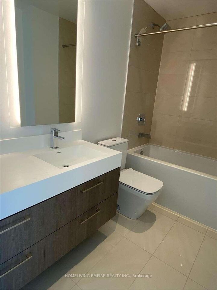 Property Photo:  1 Yorkville Avenue 1504  ON M4W 1L1 