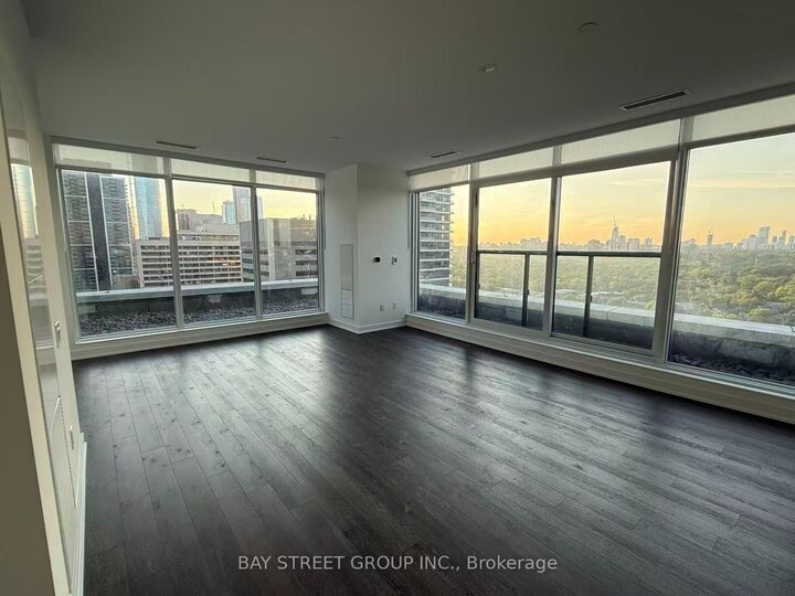 Property Photo: 609 Sherbourne Street 2604 ON M4X 0A4