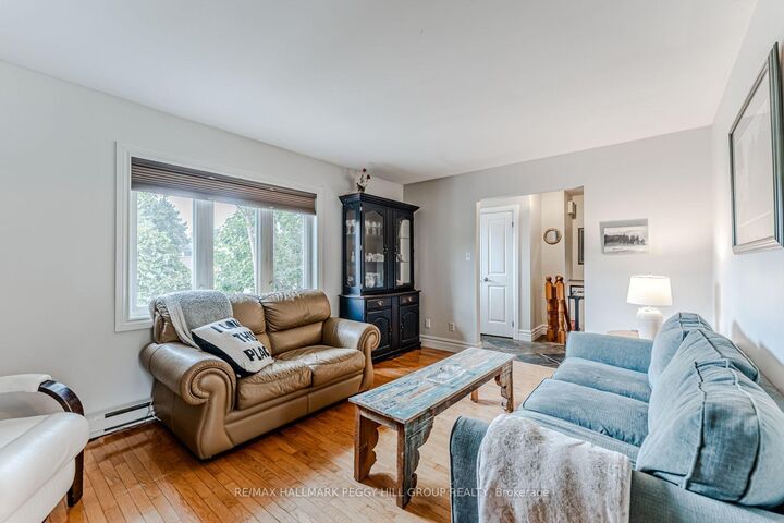 Property Photo: 7 Sandlewood Trail ON L0K 1B0