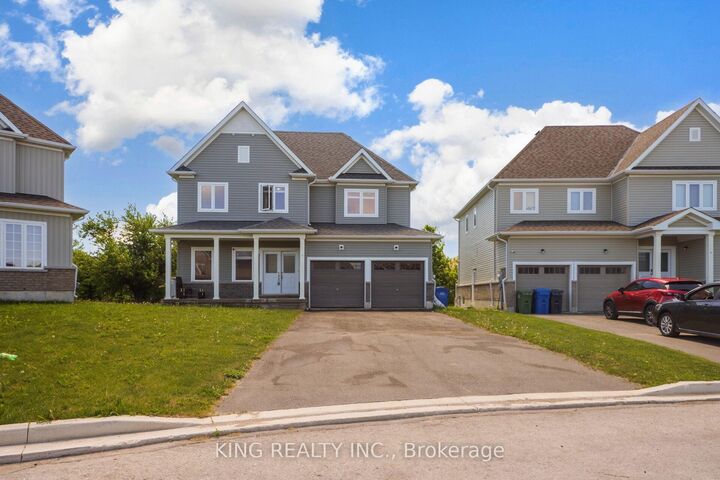7 Todd Crescent — photo 1