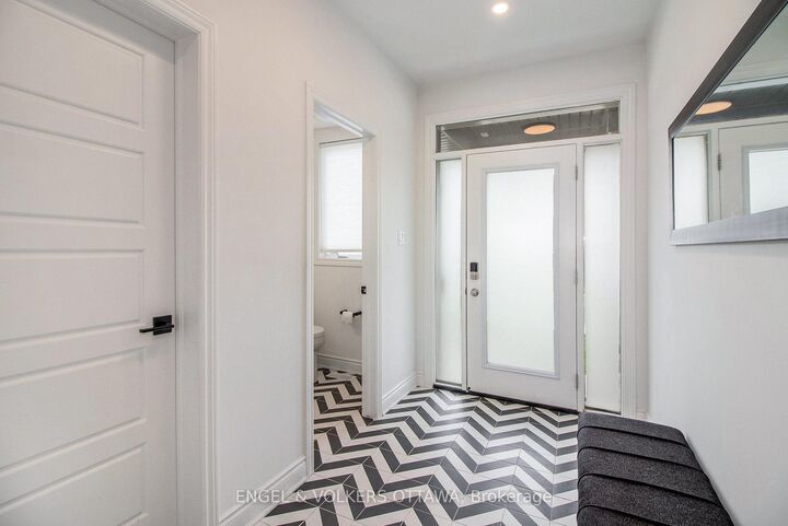 Property Photo:  1031 Curraglass Walk  ON K2S 3A4 
