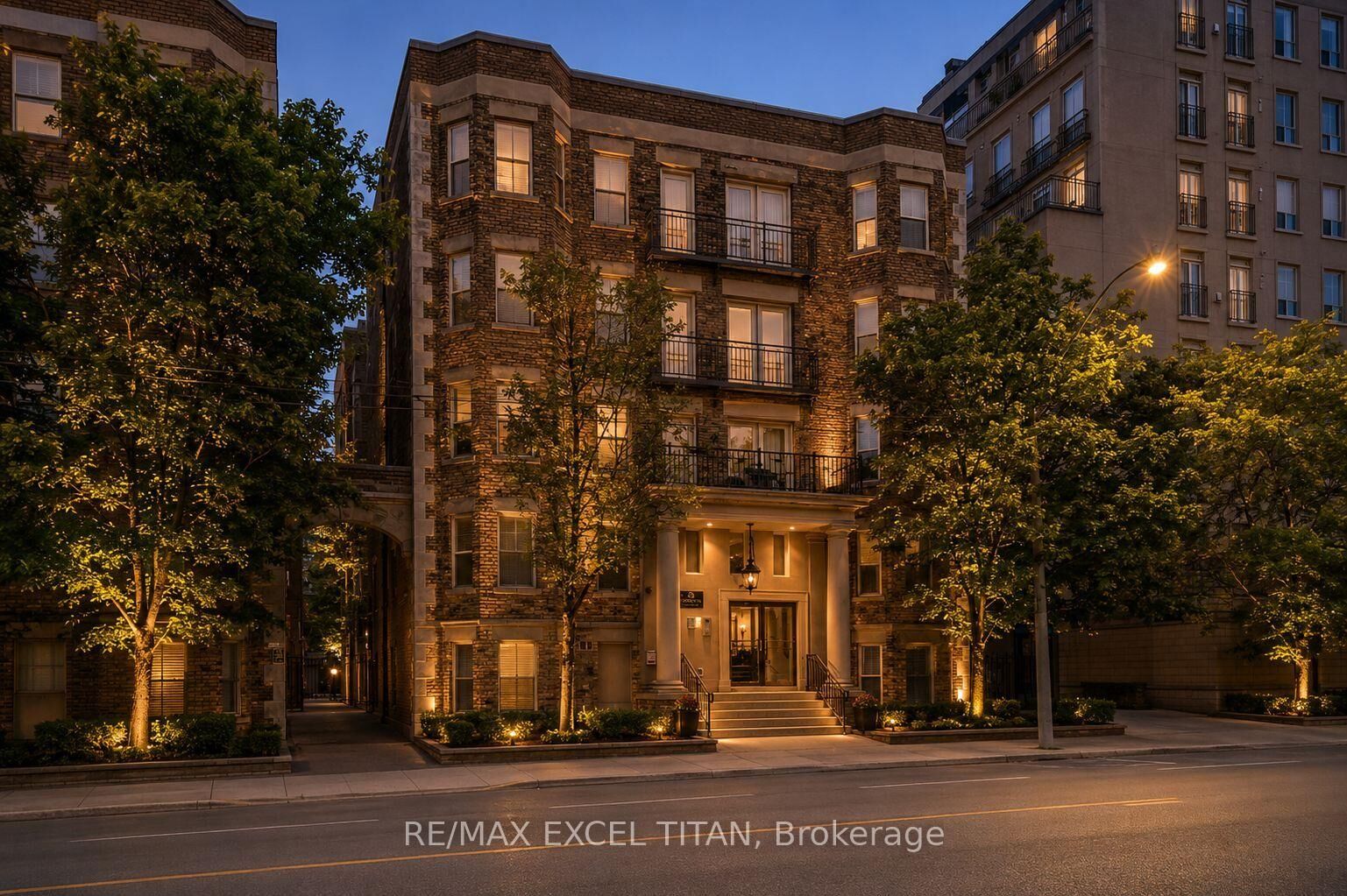 Property Photo: 414 Jarvis Street 107 ON M4Y 3C2