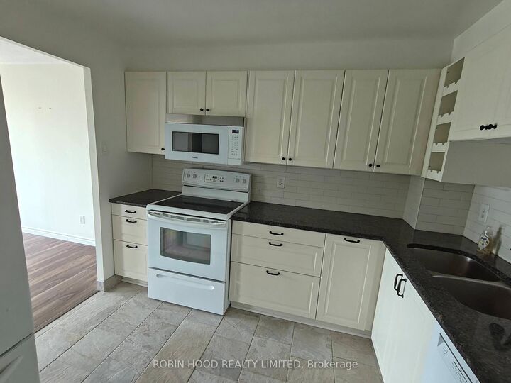 Property Photo: 960 Teron Road 608 ON K2K 2B6