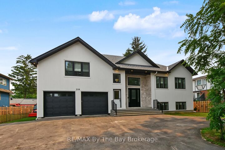 208 Thomas Street — photo 1