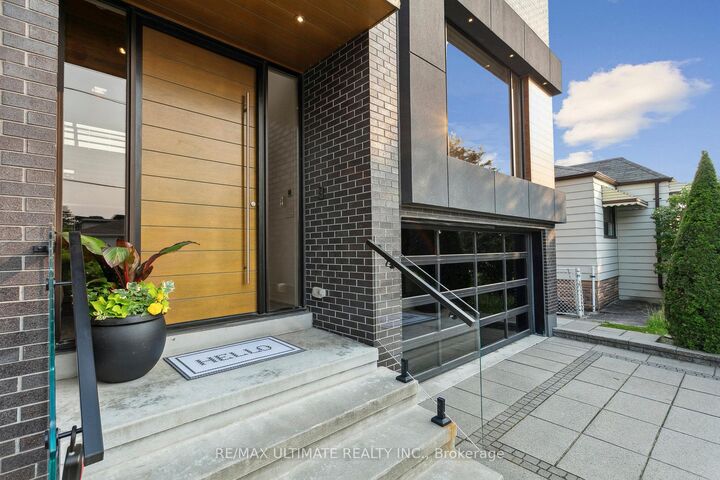 Property Photo: 1139 Glengrove Avenue W ON M6B 2K5