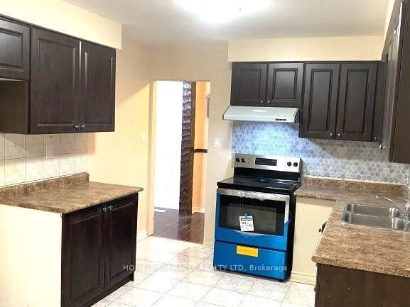 Property Photo: 36 Bruce Beer Drive ON L6V 2W9